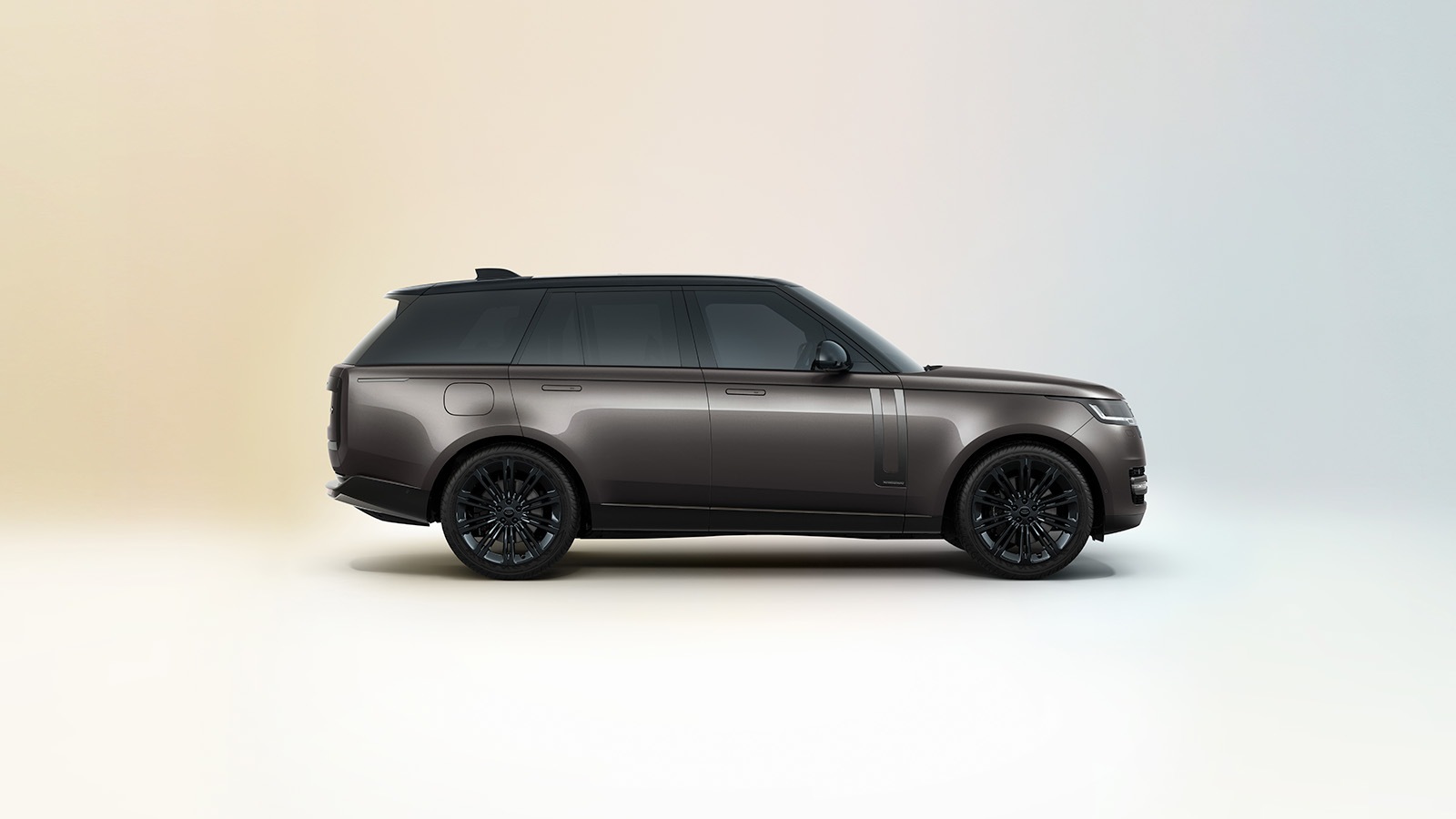 NA MÍRU NEBO PŘIPRAVENÝ K OBJEDNÁNÍ