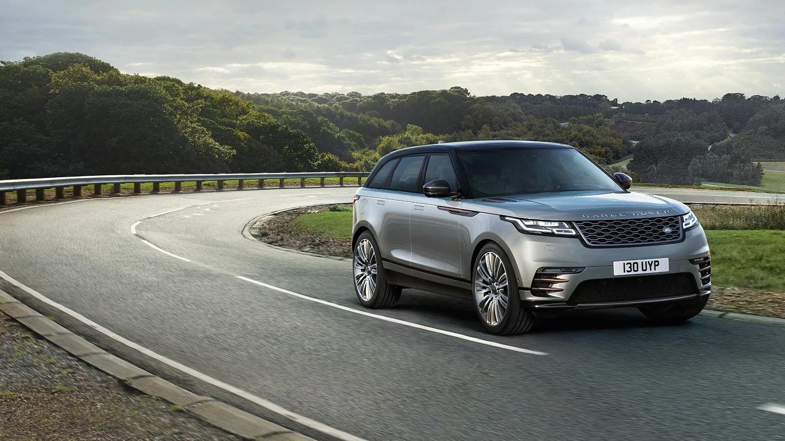 RANGE ROVER VELAR na silnici